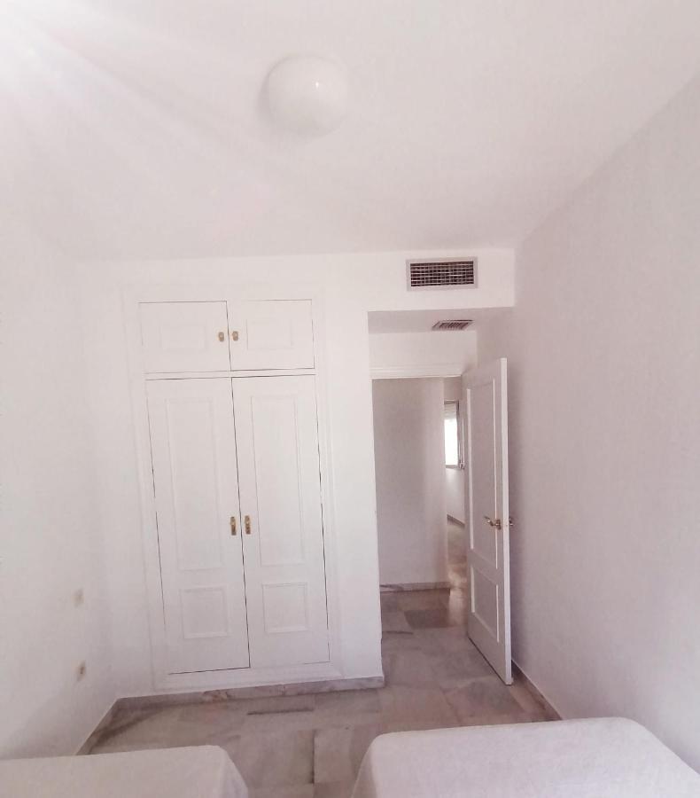 Florencio Quintero Home Севилья Экстерьер фото